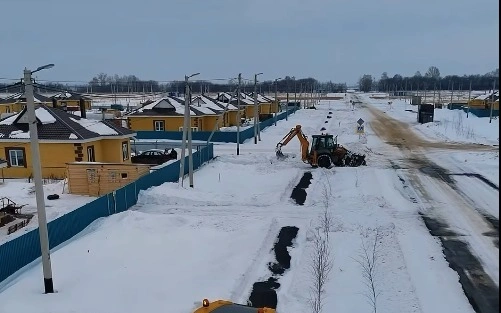 Petropavlda kóshelerden qardy shyǵarýǵa áskerıler men eriktiler kómektesip jatyr 