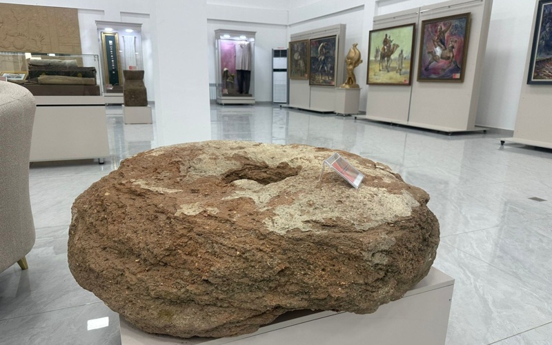 Күш атасы Қажымұқан көтерген алып тастар