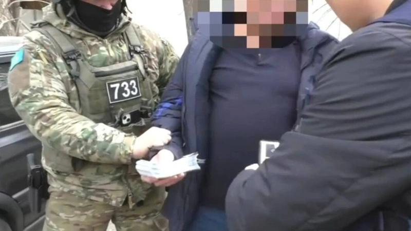 5 млн теңге талап еткен: Жамбыл облысында тұрғынды бопсалаған күдікті ұсталды