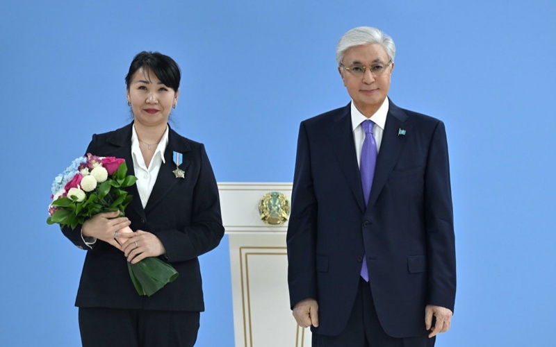 Президент бір топ азаматқа мемлекеттік наградалар табыстады