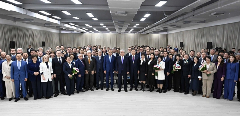 Prezıdent bir top azamatqa memlekettik nagradalar tabystady