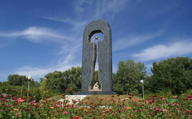 Semeı ıadrolyq synaq polıgony