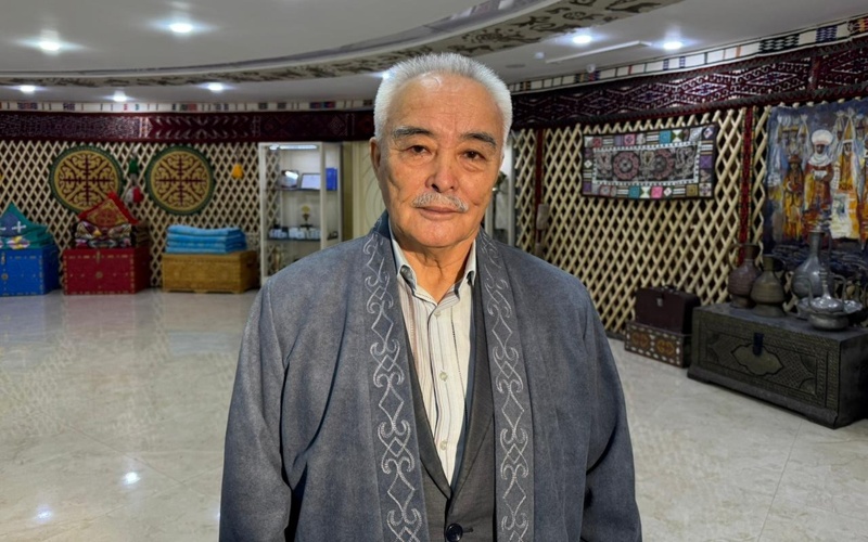 доктор исторических наук, профессор, член Ассамблеи народа Казахстана Тлеген Садыков