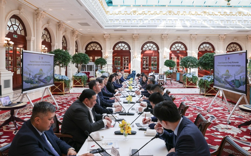 КТЖ и Huawei обсудили внедрение технологий с применением ИИ в железнодорожные перевозки