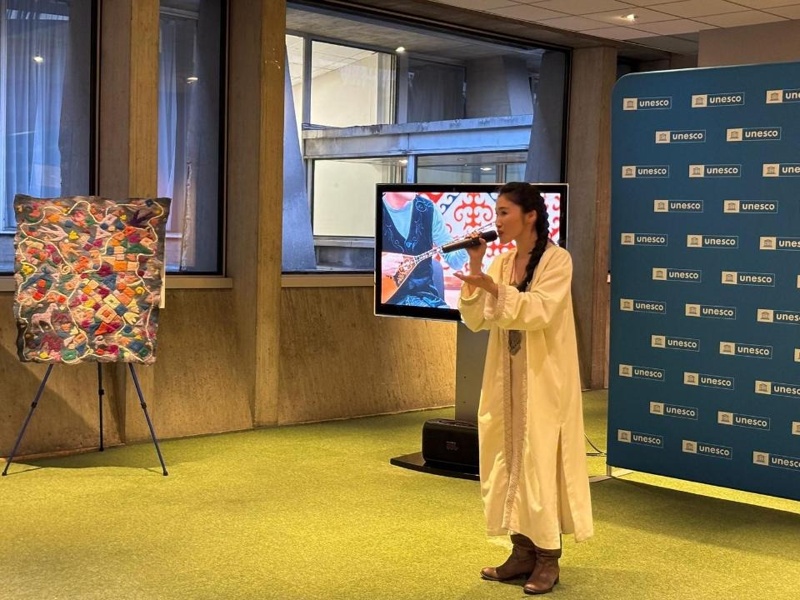 Kazakhstan showcases intangible cultural heritage at UNESCO Headquarters