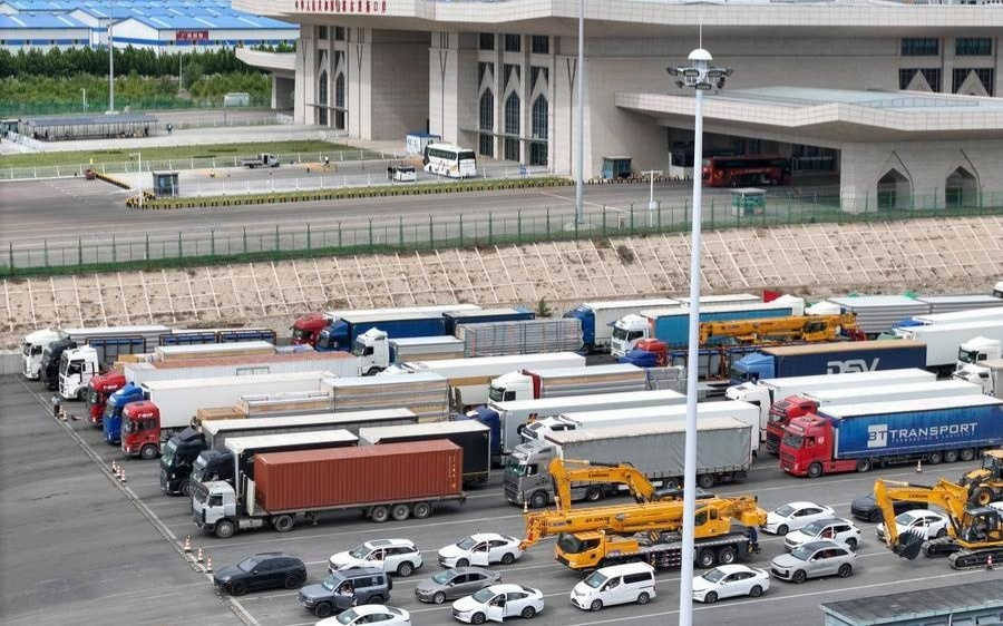 «Қорғас» және «Алашанькоу» шекаралық тораптарын жаңғырту бойынша келісімдер жасалды