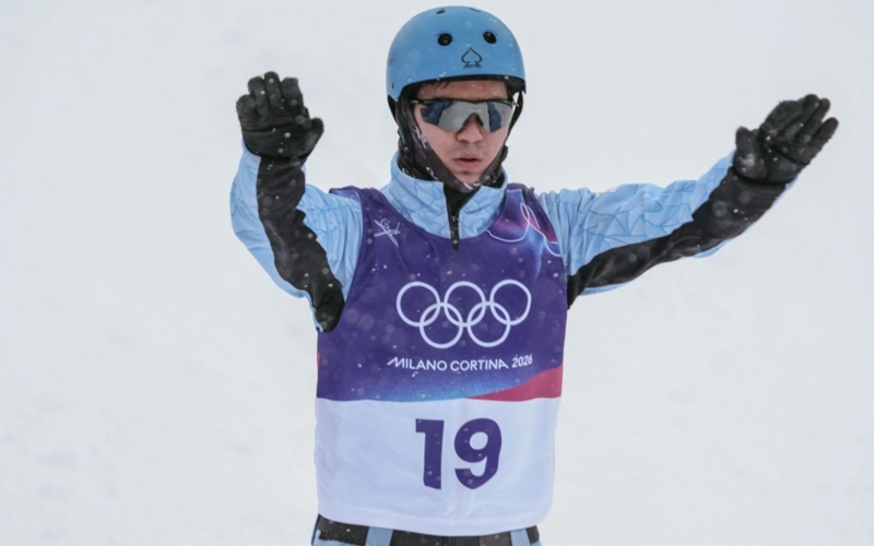 Асылхан Асан завоевал золото юниорского чемпионата мира по фристайл-акробатике