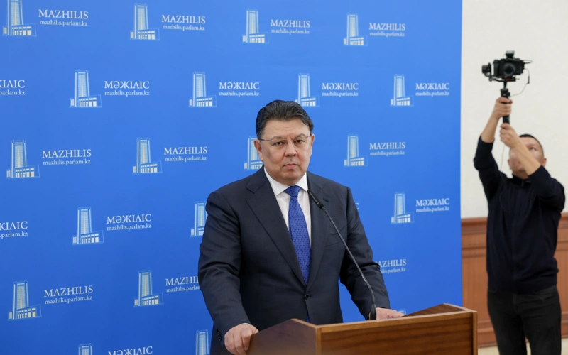 Qylshaqty ózeninen Kókshetaýǵa qaýip bar ma — Bozymbaev boljamy 
