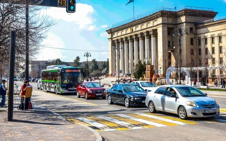 Алматының бір көшесінде қозғалыс жазға дейін шектеледі