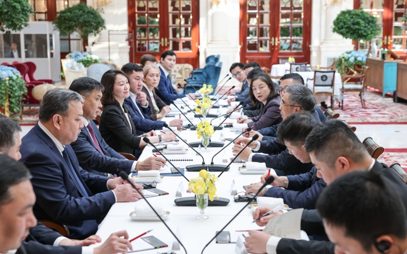 КТЖ и Huawei обсудили внедрение технологий с применением ИИ в железнодорожные перевозки КТЖ и Huawei обсудили внедрение технологий с применением ИИ в железнодорожные перевозки