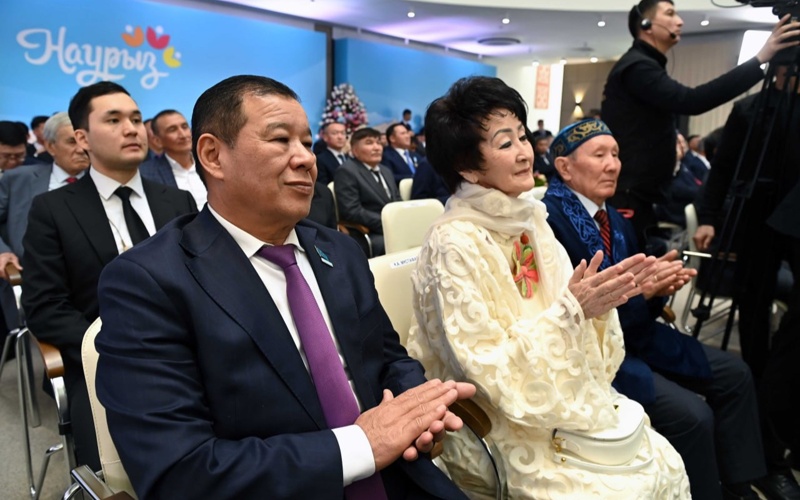 托卡耶夫在突厥斯坦发表重要讲话 聚焦宪法改革与国家发展 托卡耶夫在突厥斯坦发表重要讲话 聚焦宪法改革与国家发展