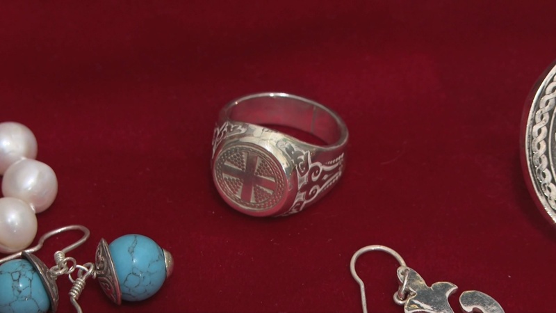 ювелирные изделия а