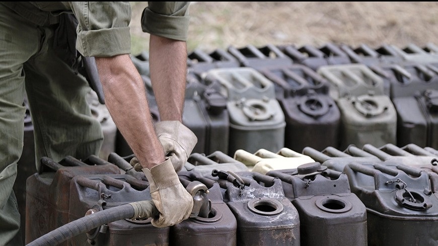 Ұлыбритания жанармай сатуды шектей бастады