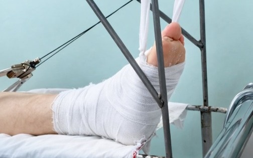 СҚО-да шатырын қардан тазартпақ болған зейнеткер төсекке таңылды