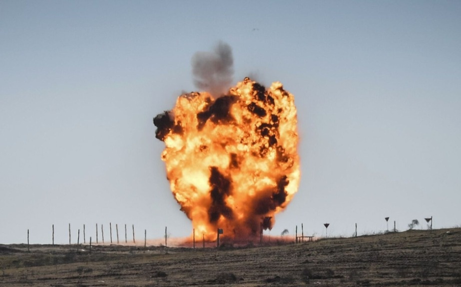 Әзербайжанда бұрынғы әскери шеп аумағында мина жарылып, тұрғын жараланды