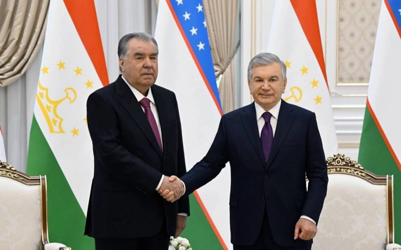 Uzbek and Tajik presidents hold 1st meeting of Supreme Interstate Council