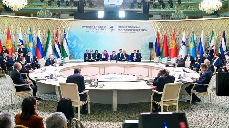欧亚经济联盟政府间理事会大范围会谈举行 哈方倡议AI货流平台与电子检疫监管