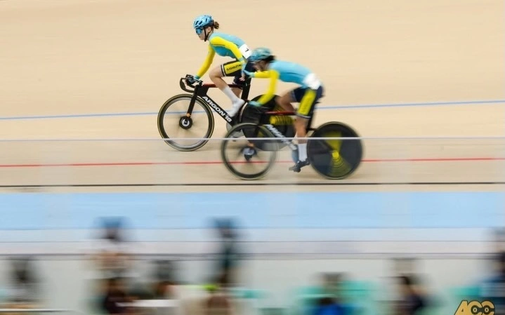 Ánel Táshbaı men Arýjan Qabdýlova trektegi velosporttan Azııa chempıonatynda top jardy