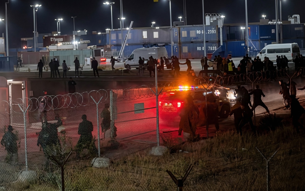 Қазақстан азаматтары қатысқан Ресейдегі жаппай жанжал: СІМ жағдайды бақылауға алды