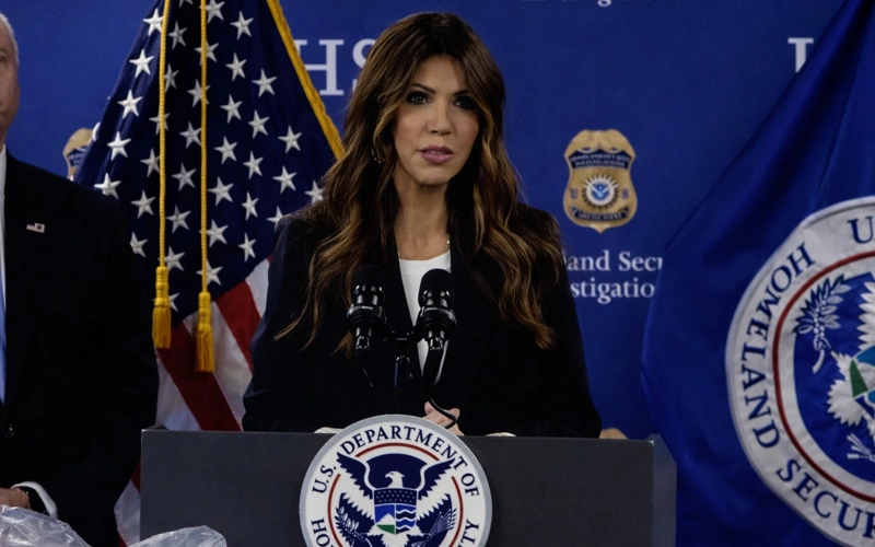 Kristi Noem, USA, America, Noem