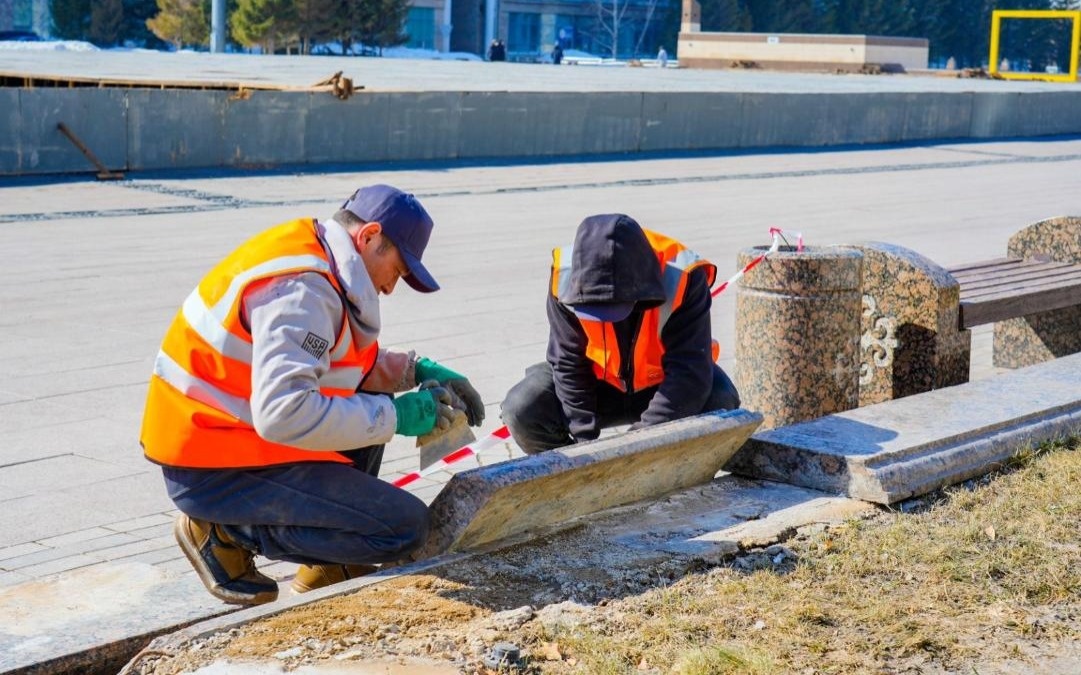 Астанада қыс мезгілінен кейін санитарлық тазалау жұмысы жүріп жатыр