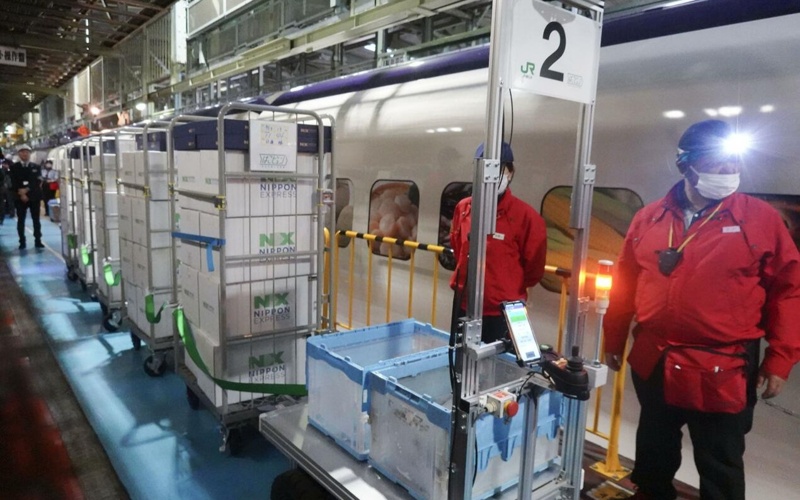 High-speed delivery: Japan launches 1st bullet train freight service