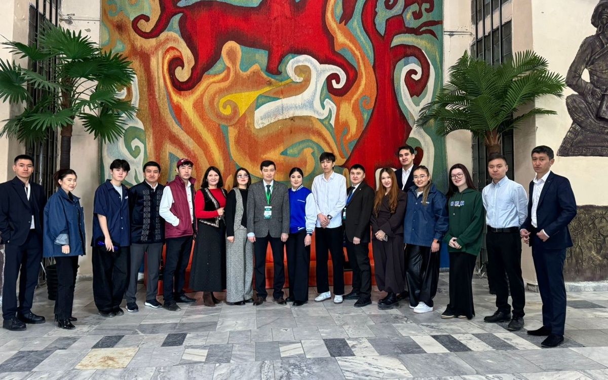 Моңғолиядағы қазақ жастарына Қазақстанда білім алу мүмкіндіктері таныстырылды