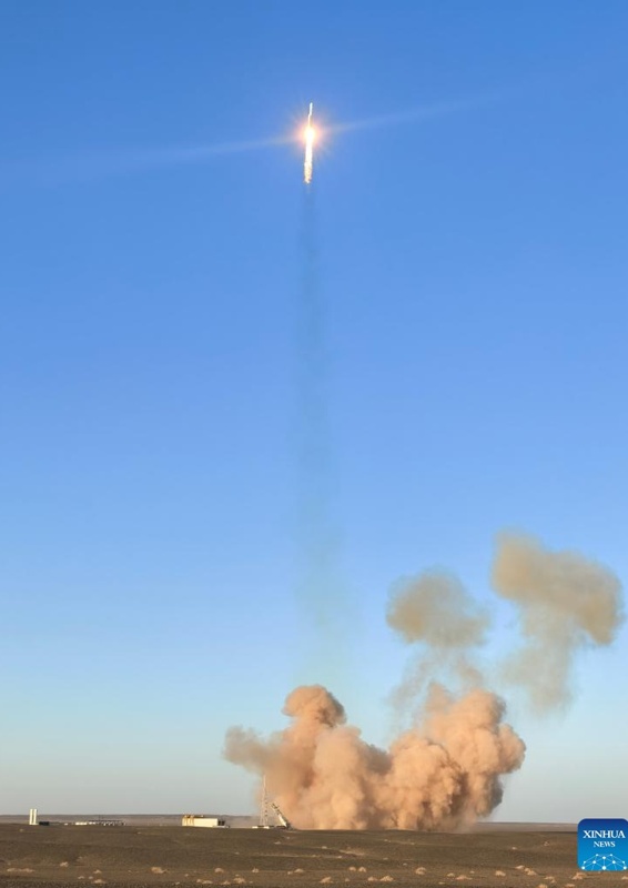 China successfully launches Lijian-2 Y1 carrier rocket