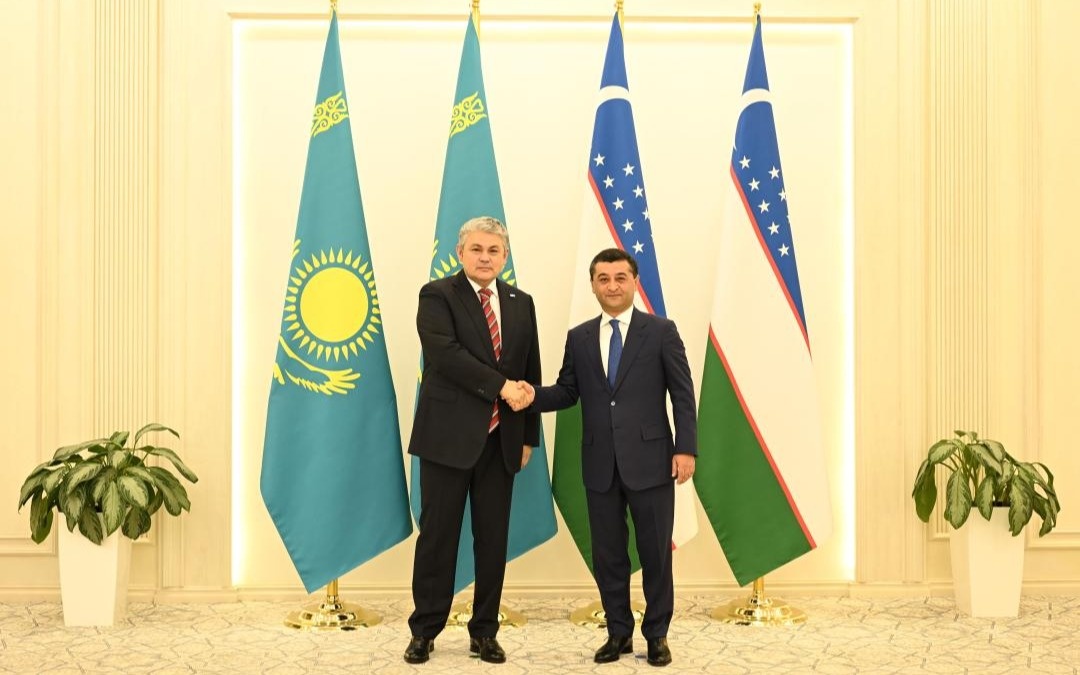 Kazakh, Uzbek FMs sign 2026-2027 cooperation framework