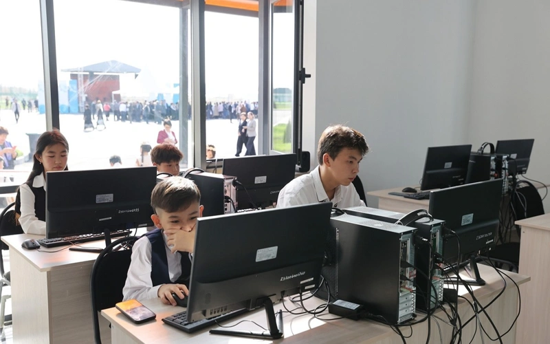 207 учебных кабинетов обещают обновить в сельских школах Жамбылской области