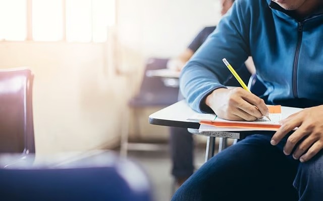 БАӘ мектептерінде Халықаралық бакалавриат емтихандары тоқтатылды