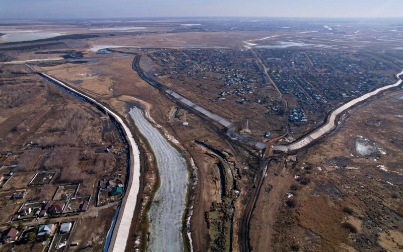 Сергеевское водохранилище в СКО переполнено, начался перелив