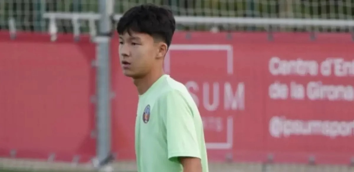 Қазақстандық жас футболшы «Барселона» құрамына қосылды