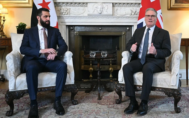Sırııanyń ýaqytsha prezıdenti Ahmed ash-Sharaa alǵash ret Londonǵa resmı saparmen bardy
