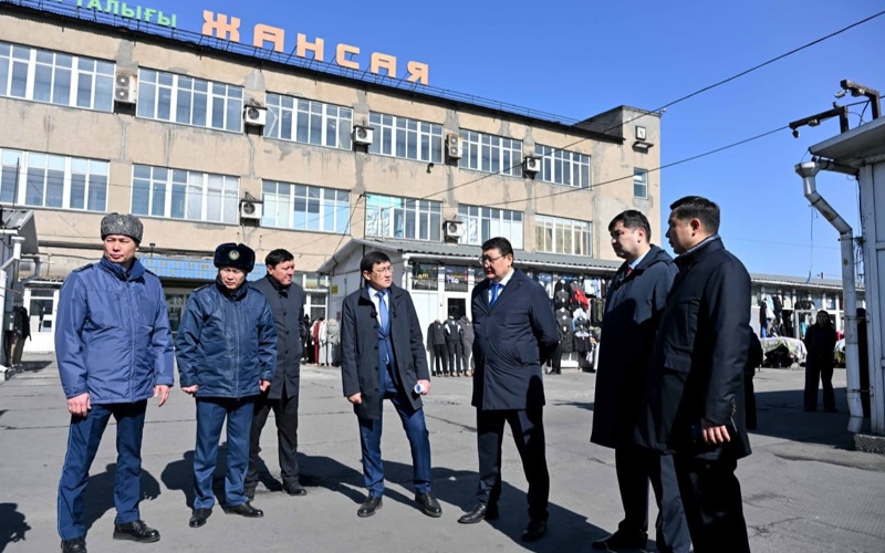 Предпринимателей Семея обязали усилить санитарную работу и благоустройство Предпринимателей Семея обязали усилить санитарную работу и благоустройство