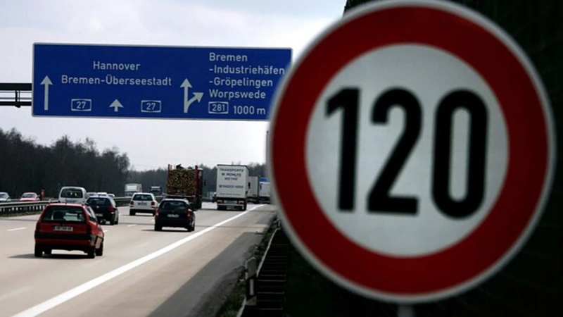 Germanııada janarmaı baǵasynyń ósýine baılanysty avtobandarda jyldamdyqty shekteýi usynyldy