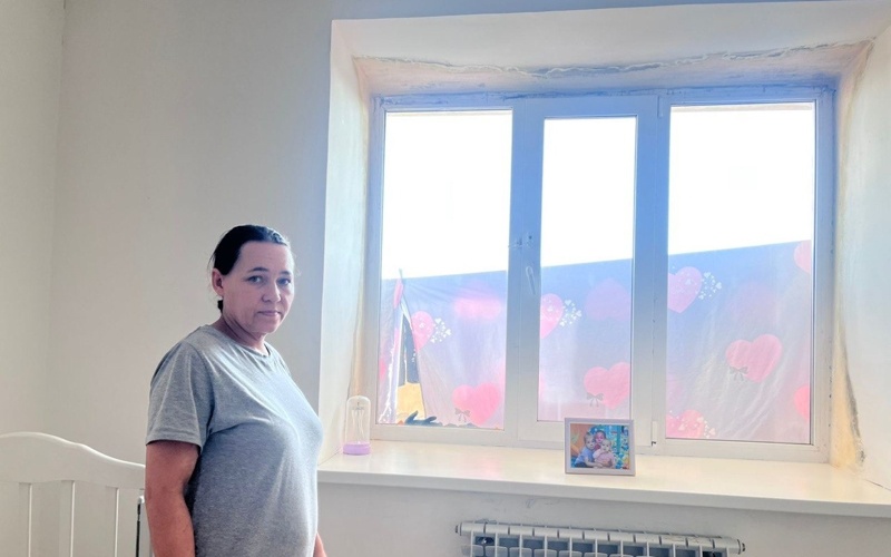 Очередники получили жилье с&nbsp;плесенью в&nbsp;Павлодаре