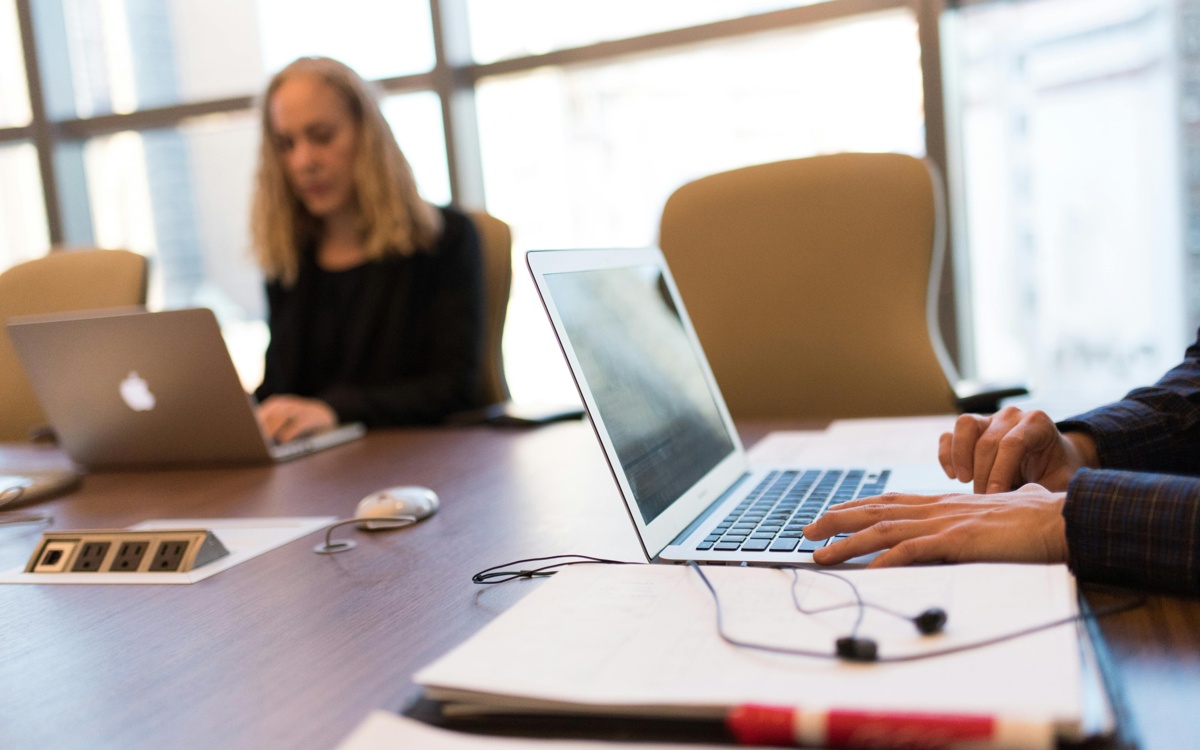 Іскерлік ахуал: өндіріс пен қызмет көрсету секторында оң көрсеткіш байқалды