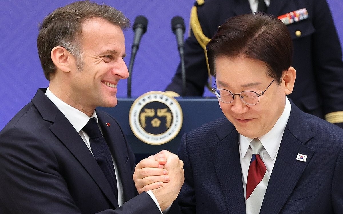 Оңтүстік Корея мен Франция Ормуз бұғазындағы бақылауды күшейтеді