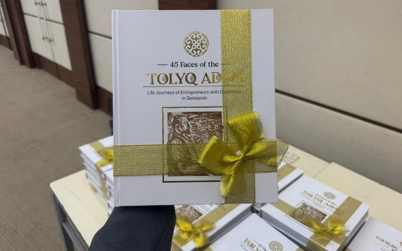 Abaı fılosofııasy jáne zamanaýı bıznes: Elordada múmkindigi shekteýli kásipkerler týraly biregeı kitap jaryq kórdi 
