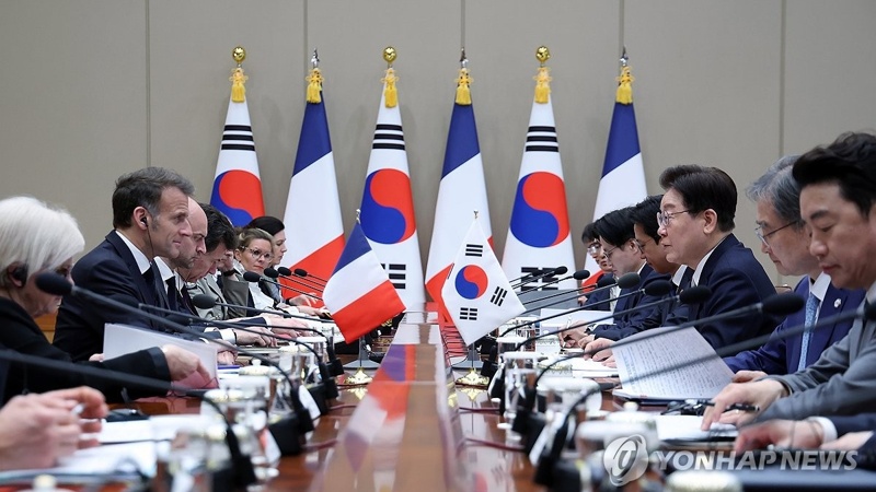 South Korea, France agree to cooperate on safe passage through Strait of Hormuz