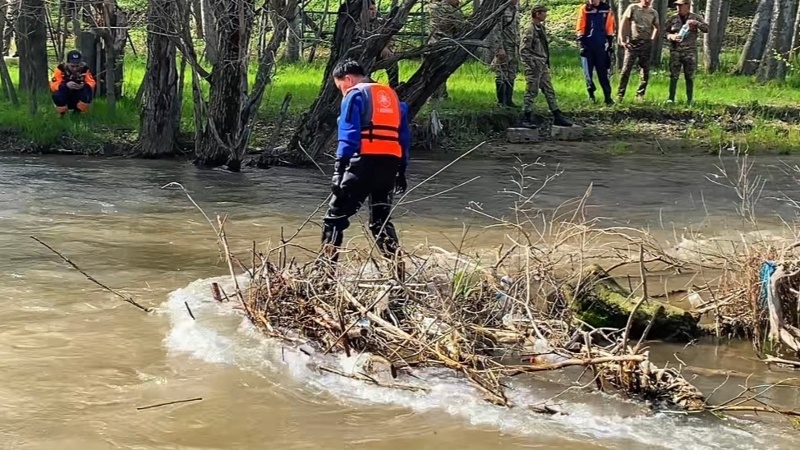 Түркістан облысында тағы бір бала суға ағып кетті Түркістан облысында тағы бір бала суға ағып кетті