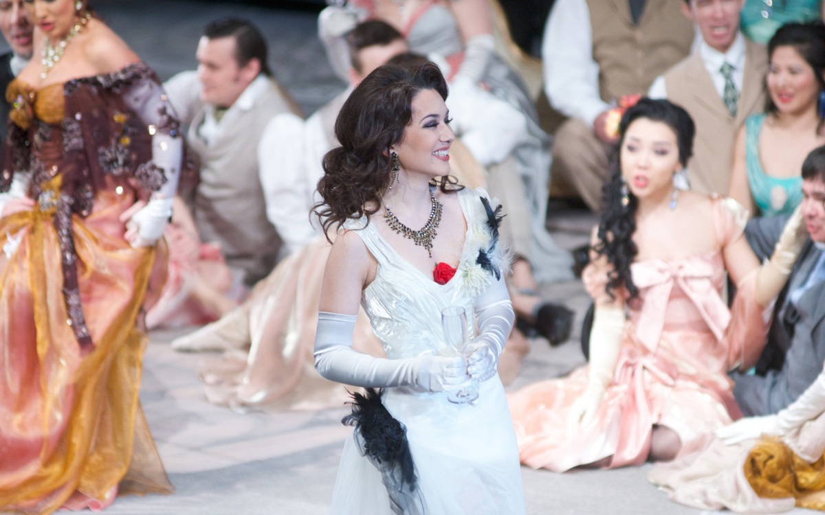 Maria Mudryak returns to Violetta after 10 years in La Traviata at Astana Opera