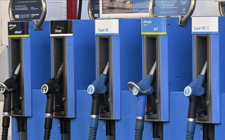Italııanyń mınıstri EO-ǵa janarmaı baǵasynyń ósýine qarsy sharalar qabyldaýdy usyndy  