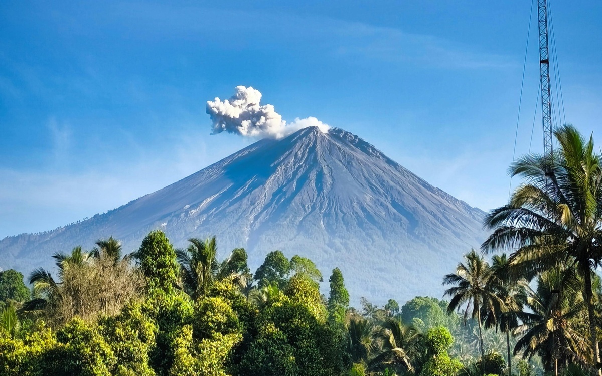 Mount Semeru erupts in Indonesia