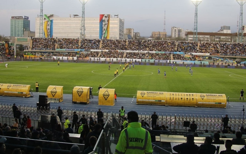 &laquo;Кайрат&raquo; разгромил &laquo;Астану&raquo; и вышел на первое место в КПЛ