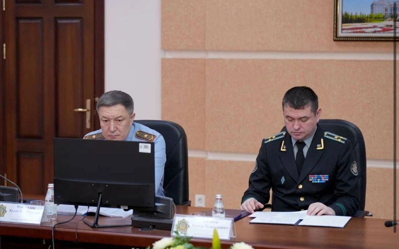 Byltyr Qostanaıda 214 adam esirtki qylmysy úshin sottaldy