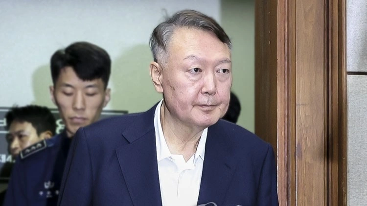 Ońtústik Koreıanyń burynǵy prezıdentiniń isine qatysty apellıatsııalyq sot sońǵy tyńdaý ótkizedi