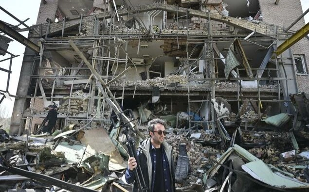 Photo taken on April 4, 2026, shows a laboratory of Iran's prestigious Shahid Beheshti University left in ruin following U.S. and Israeli missile attacks.