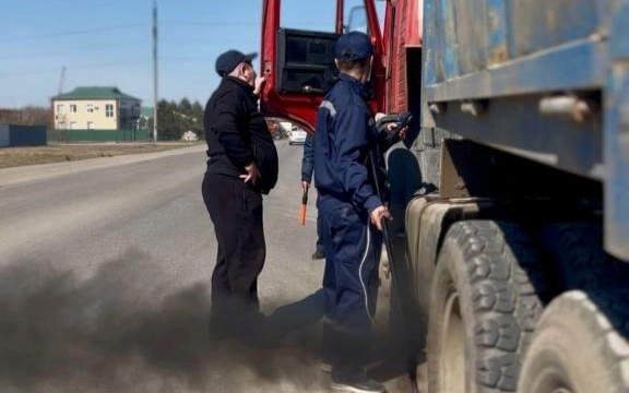 «Taza aýa»: Kókshetaýda kólik shyǵaryndylaryna baqylaý kúsheıtildi